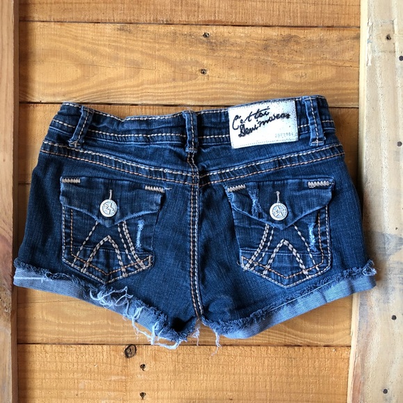 Vintage Distressed Denim Shorts - Picture 2 of 3